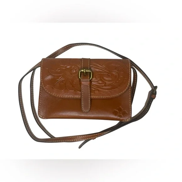 Patricia Nash Torri Leather Crossbody Bag - Picture 9 of 11